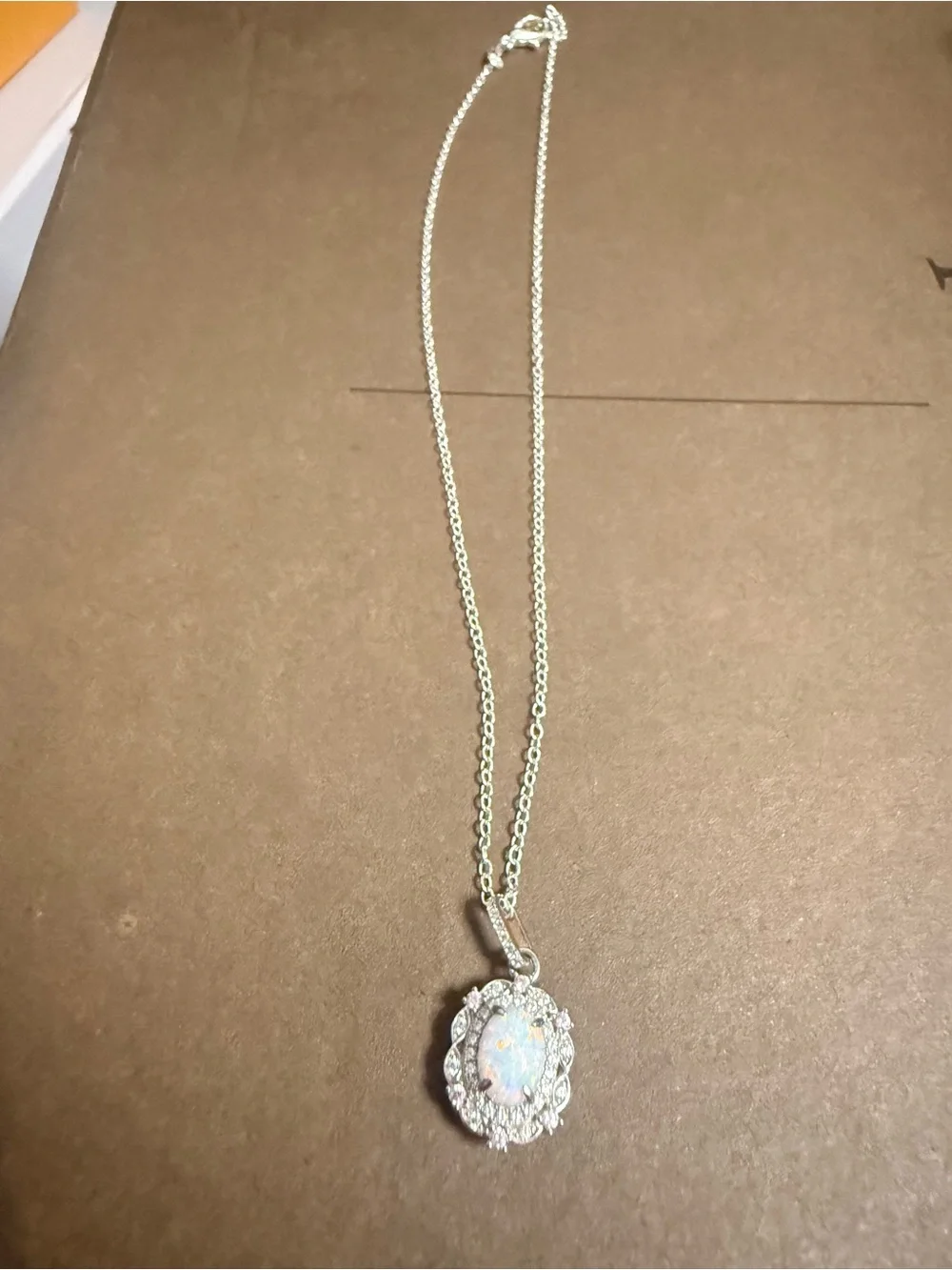 Mina Bloom dazzling opal